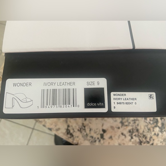 Dolce Vita Wonder Heels In Ivory Leather size 9 like new!!! - Picture 7 of 7